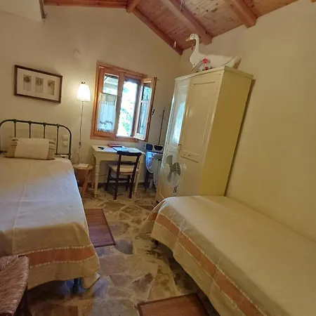 Campo Elea - Messenia Eva