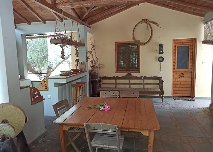 Campo Elea - Messenia